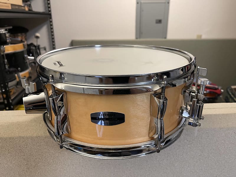 Yamaha Stage Custom Birch 12x5 Snare Drum in Natural Wood BSD-1250