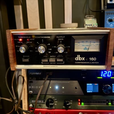 DBX 160 VU - Gearspace