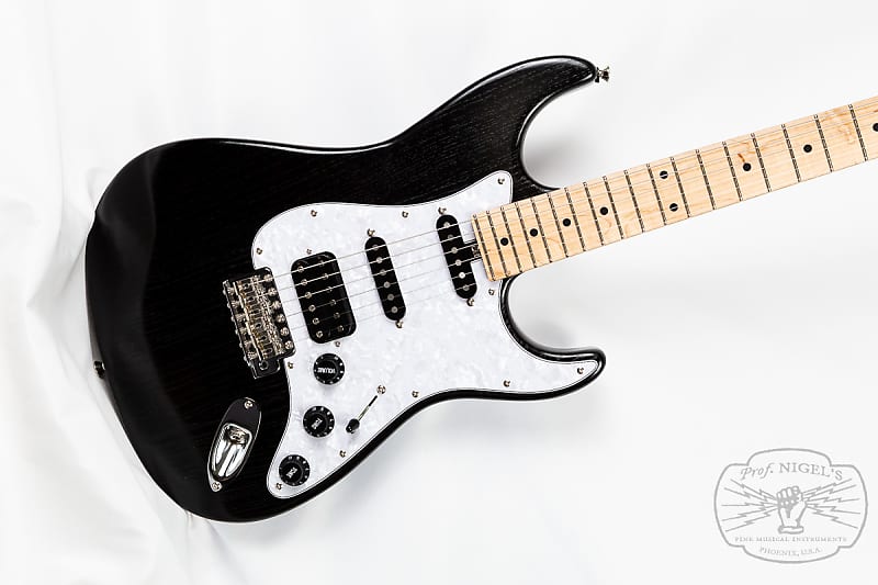 最新モデル Bacchus MIJ G-Studio Ash SSH Satin Black Modern Strat-style ギター
