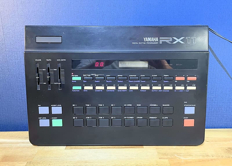 [Excellent] Yamaha RX11 Digital Rhythm Programmer - Black