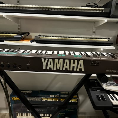 Yamaha DX27 61-Key Digital Programmable Algorithm Synthesizer image 5