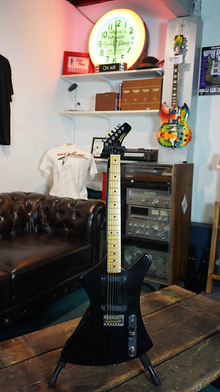 Washburn ５弦ベース Washburn XS-5 Axxcess Bass Blue Burst 1990 – Chicago Music