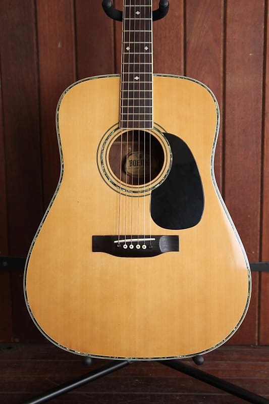 Boeing W-400 Acoustic Guitar Pre-Owned | Reverb Canada