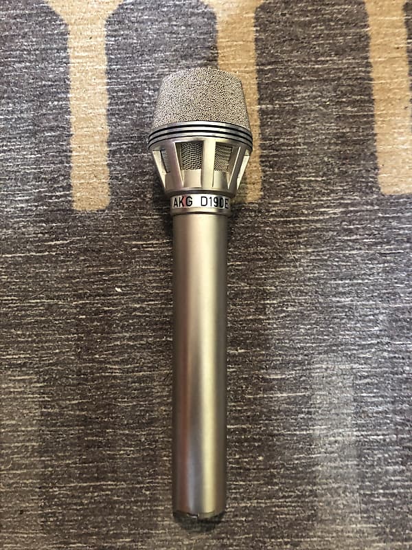 AKG D190E | Reverb