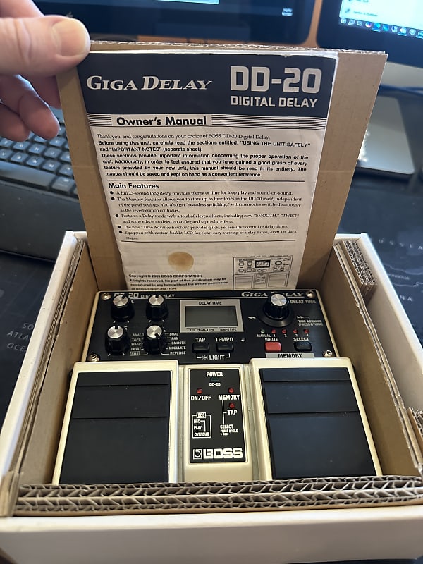 Boss DD-20 Giga Delay