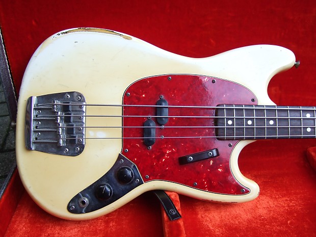 1967 fender outlet mustang bass