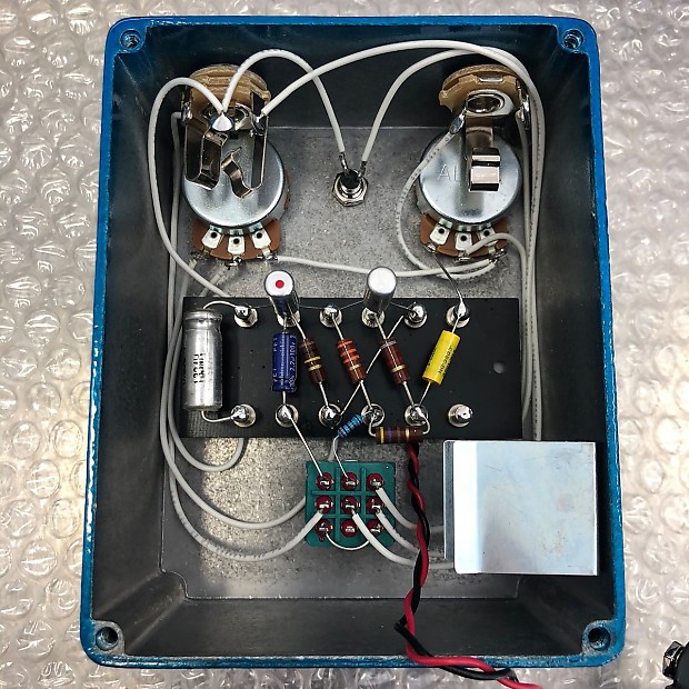 Germanium Fuzz Face clone Mullard OC42 transistors handmade guitar pedal