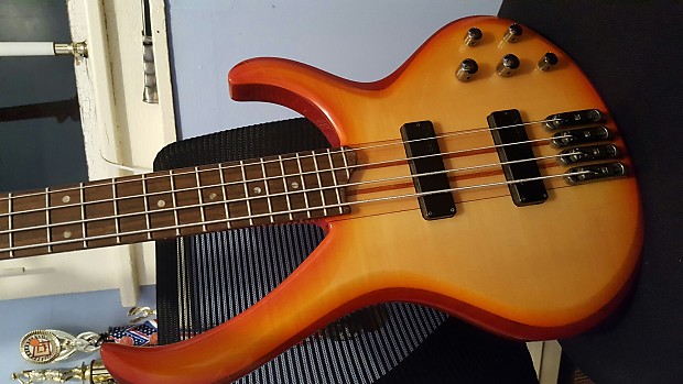 Ibanez btb store 570