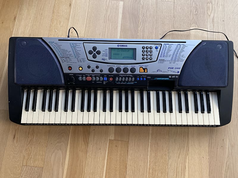 Yamaha PSR 340 Keyboard portatone | Reverb