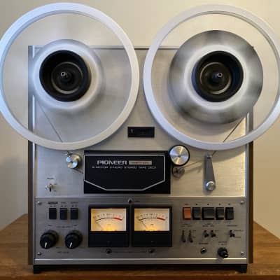 SOLD--- PIONEER RT-1011L - Wooster Vintage Audio