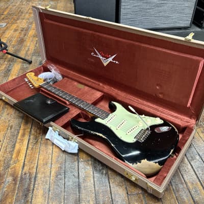 Fender Custom Shop 1960 Stratocaster Heavy Relic Aged Black w/Hard Case image 9