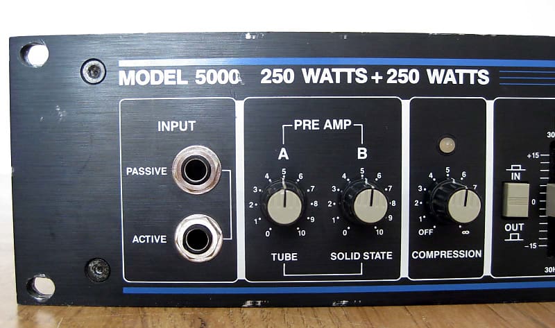 Hartke Systems 5000 Bass Amp Head Dual 250W + 250W HA5000