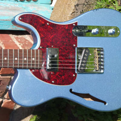 G&L Tribute Series ASAT Classic Bluesboy Semi-Hollow with Rosewood Fretboard 2010 - Present - Lake Placid Blue image 2