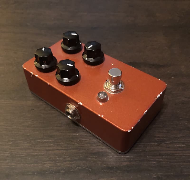 EarthQuaker Devices Monarch クローン