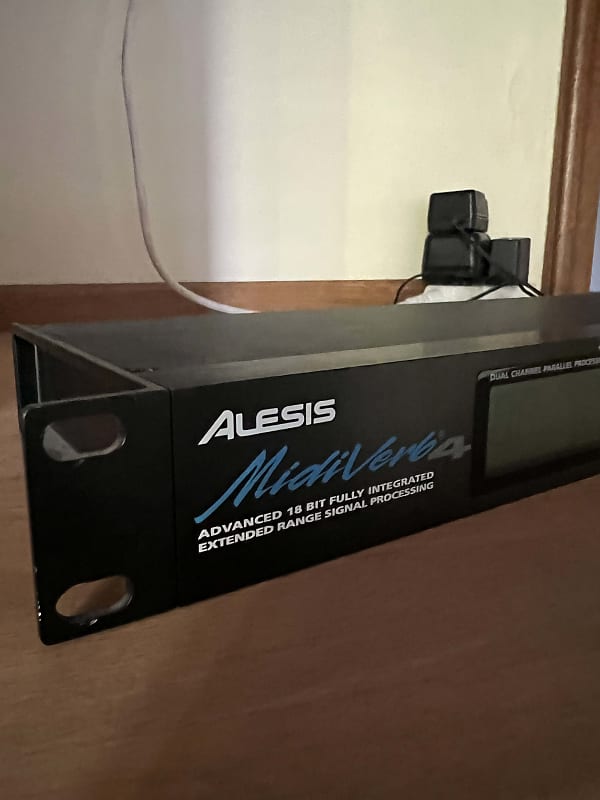Alesis Midiverb 4 1995 Original - Black image 1