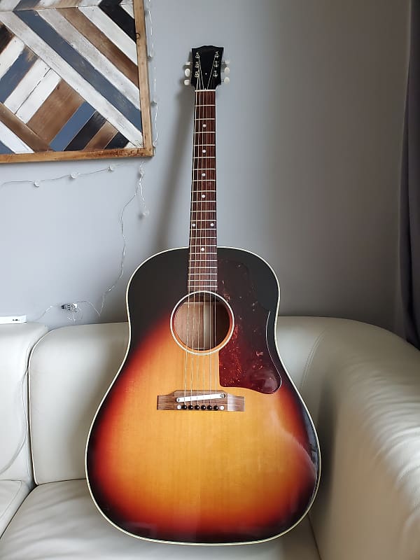 Gibson J45 