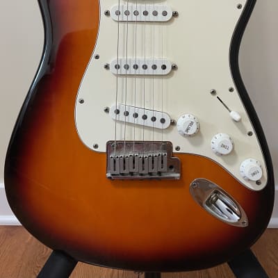 Fender 40th Anniversary American Standard Stratocaster with Rosewood Fretboard 1994 Brown Sunburst image 3