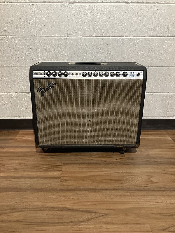 Fender　TwinReverb I got this Fender twin today on impulse,any info on it? : r
