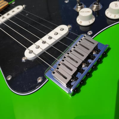 Fender Player Lead II 2020 Neon Green image 4