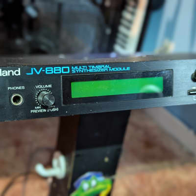 Roland JV-880 Multi Timbral Synthesizer Module