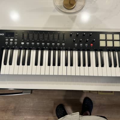 M-Audio Oxygen 49 MKV MIDI Keyboard Controller 2021 - Present - Black