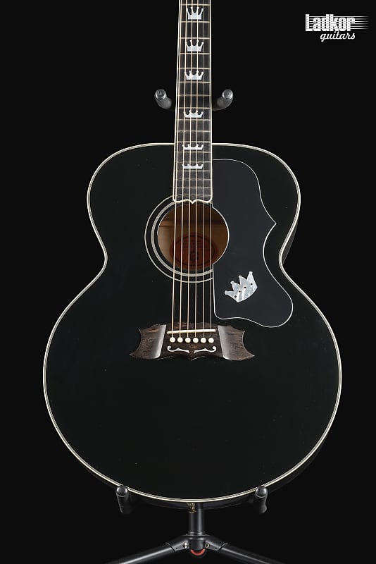 Gibson j-200 エルビス　限定モデル Gibson Custom The King of Rock and Roll's King of the Flat-Tops