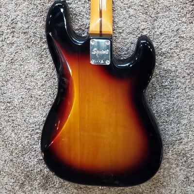 Squier Classic Vibe '60s Precision Bass, Left-Handed, 3-Color Sunburst image 2