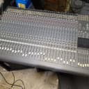 Mackie 32.8 32-Channel 8-Bus Mixing Console With Power Supply  Felc
