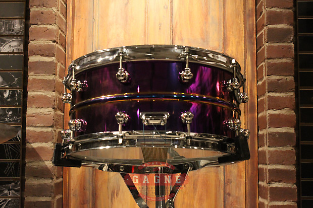 Pearl Omar Hakim 30th Anniversary 6.5x14 Limited Signature Snare