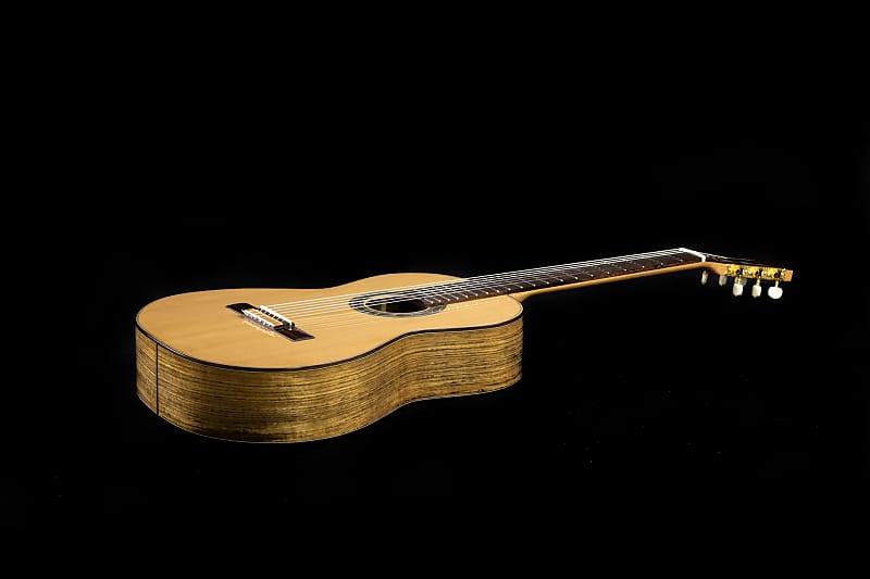 David Duyos - Cedar luthier handmade guitar - French Polish 2024 - French polish image 1