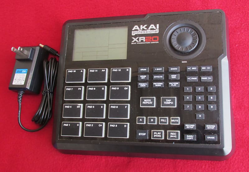 Akai Professional XR-20 Beat Production Center XR20 Drum Machine