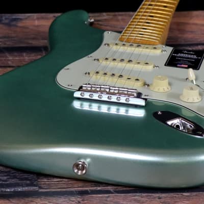 Fender American Professional II Stratocaster with Maple Fretboard & Fender Deluxe Molded Case plus all case candy 2023 Model in Mystic Surf Green image 5