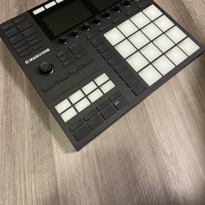 Native Instruments Maschine MKIII Groove Production Control Surface image 2