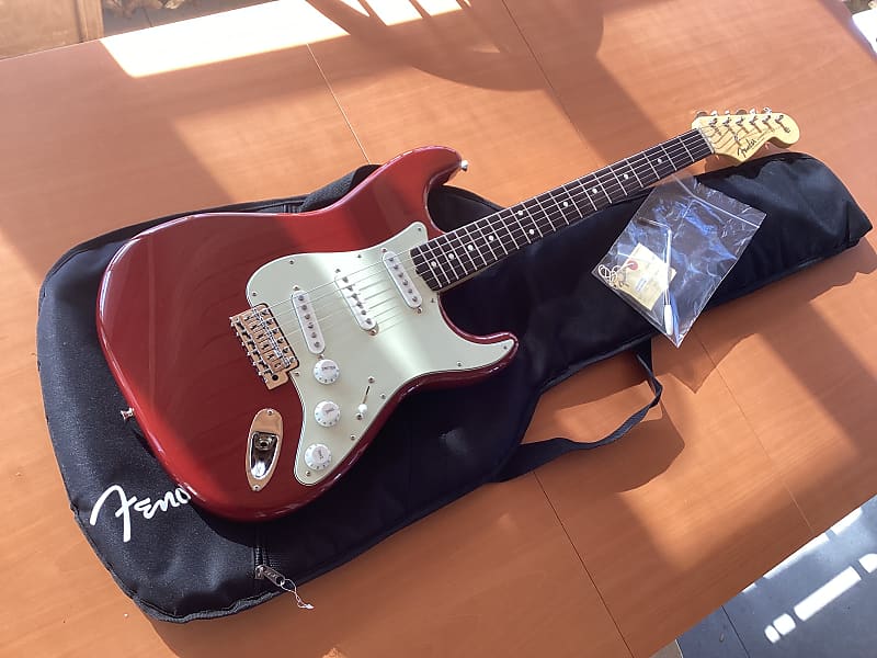Fender MIJ Traditional II '60s Stratocaster | Reverb Canada