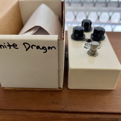 Lovepedal White Dragon Fuzz | Reverb