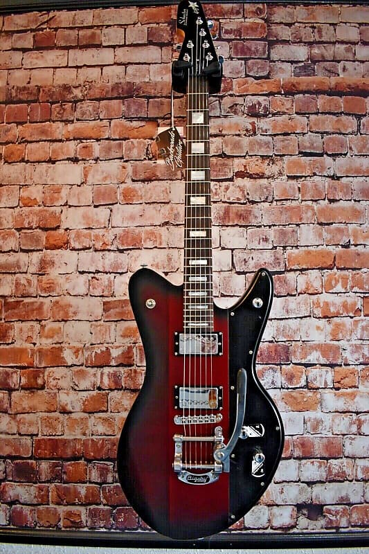 Schecter   Robert Smith UltraCure  Red Burst image 1