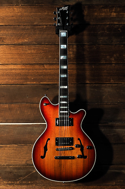Maton BB1200 2017 Wine Red Burst 0591