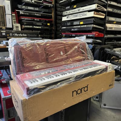 Nord Stage 4 HA73 with GBHP Gig bag , 73 key fully weighted Triple S keyboard /Soft Case //ARMENS//