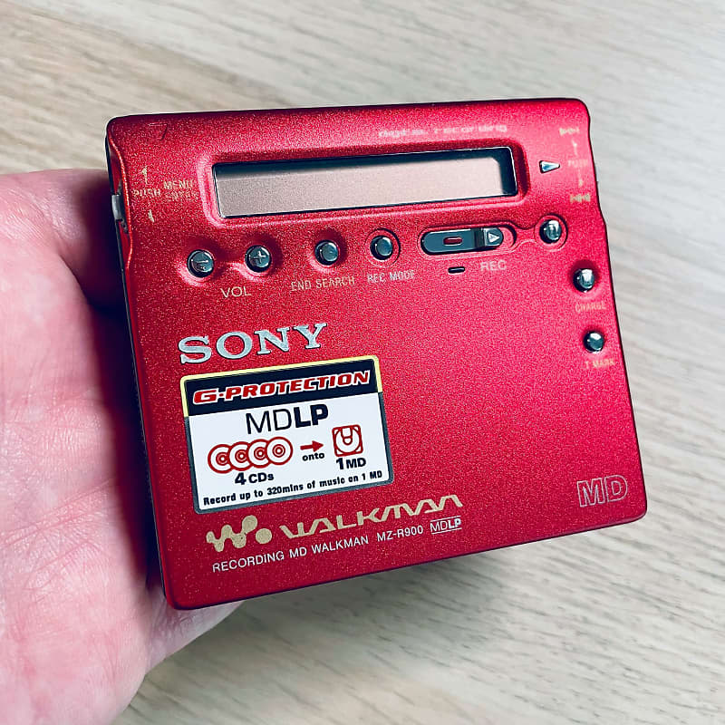 Sony MZ-R900 Walkman MiniDisc Player, Super Rare Red ! NEAR