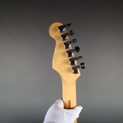 1990 Fender Strat Ultra Stratocaster W/ Original Hardshell Case image 12
