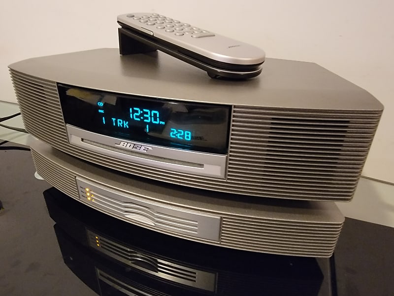 Bose Wave Music System III w/Multi-CD Changer w/Premium Backlit 
