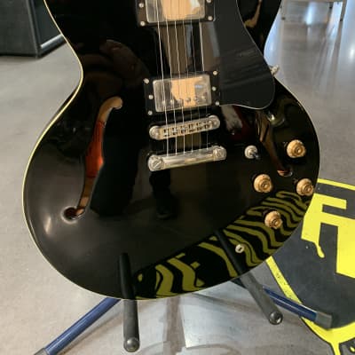 Used Burny RSA-60 Semi Hollow black w/case | Reverb