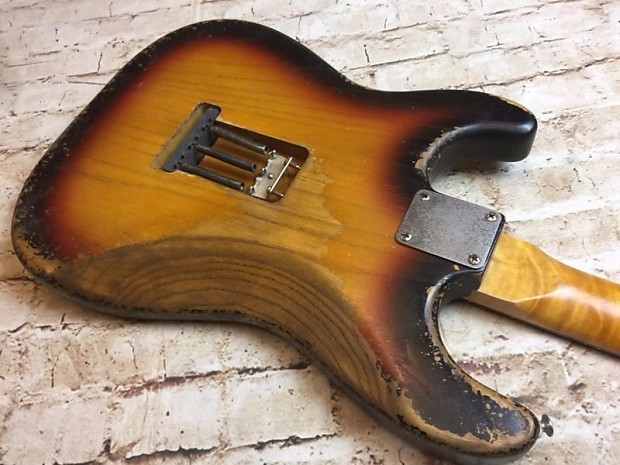Fraser Guitars - Aged Sunburst Custom Shop 60s Stratocaster