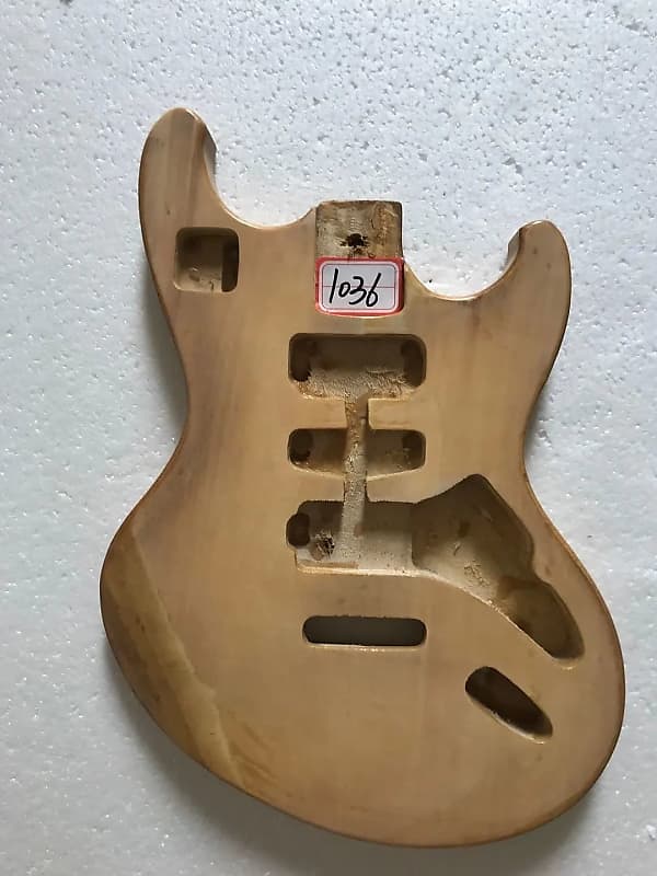 Unknown Solid Offset Guitar Body Reverb
