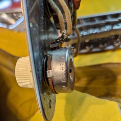 Fender Stratocaster 1965 - 3 Tone Sunburst image 19