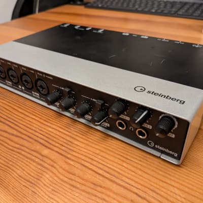 Steinberg UR44 - Gearspace