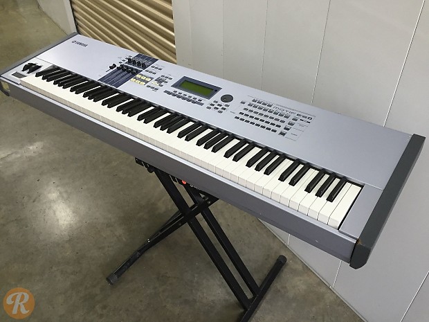 Yamaha Motif ES 8 | Reverb Canada
