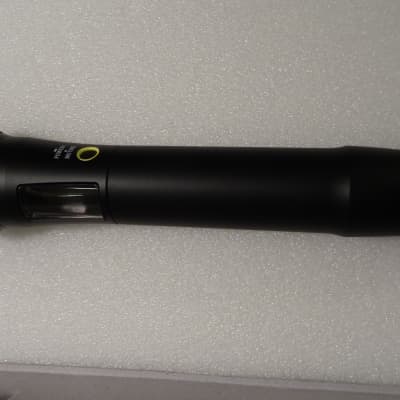Sony UWP-D12 Wireless Handheld Audio Mic, W/ Camera Shoe Rx Mount For ENG etc., Battery Power, Guaranteed image 6