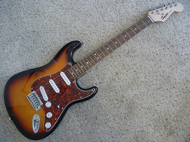 2009 Squier by Fender Stratocaster