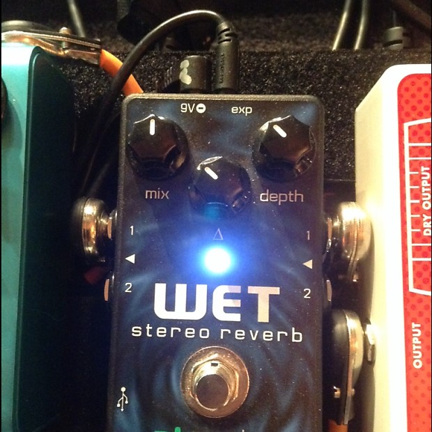 Neunaber Stereo WET Reverb with T1M Expression Pedal Reverb